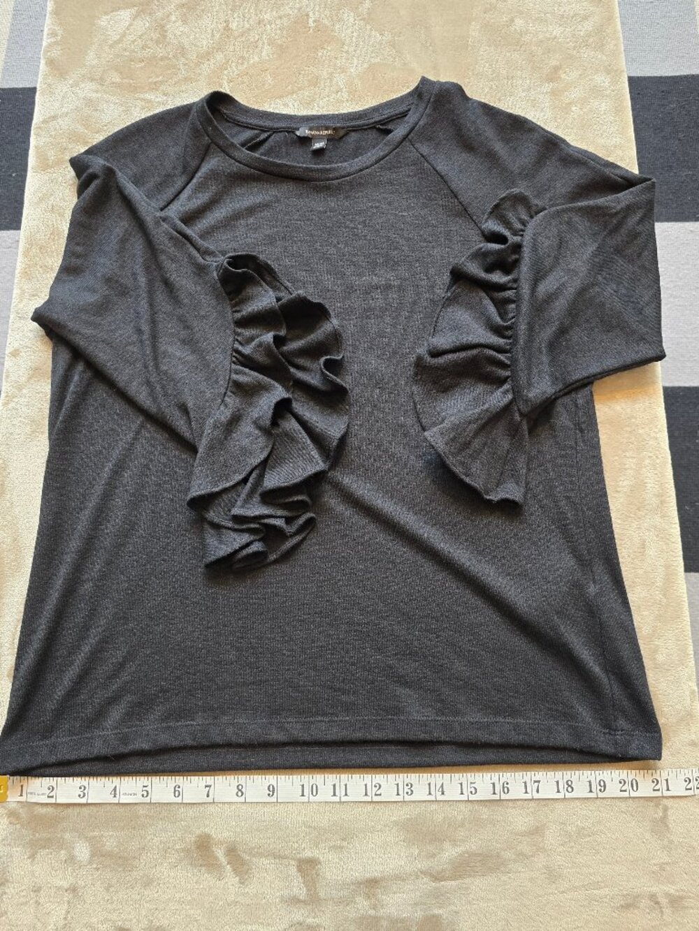 Banana Republic Charcoal Gray LS Flutter Sleeve Blouse - Size M